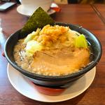 野菜醤油背脂ラーメン
