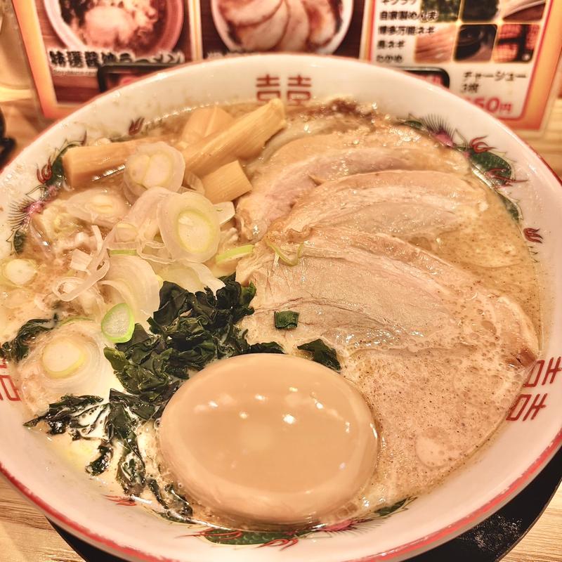 得和風豚骨ラーメン(だるま一家府中分店)