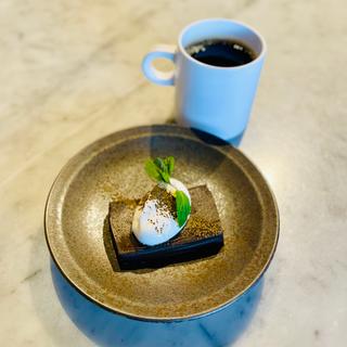 ランチコース　ほうじ茶のテリーヌ(川越薪火料理　in the park)