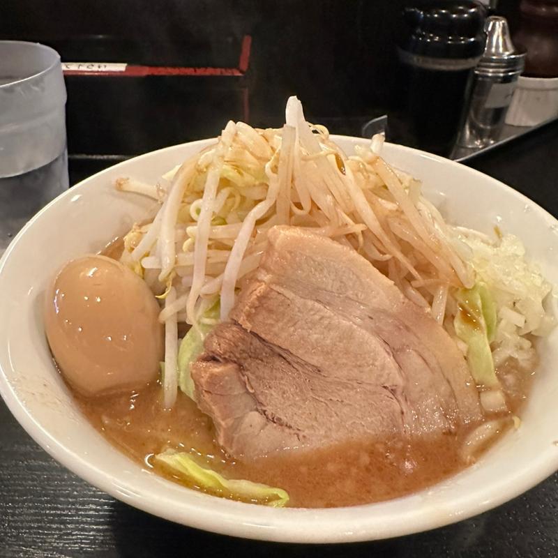 ラーメン（味玉トッピング）(らーめん まる氣)