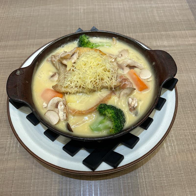 グリルチキンのクリームシチュー　パン食べ放題付き(ブレッドガーデン アリオ川口店)