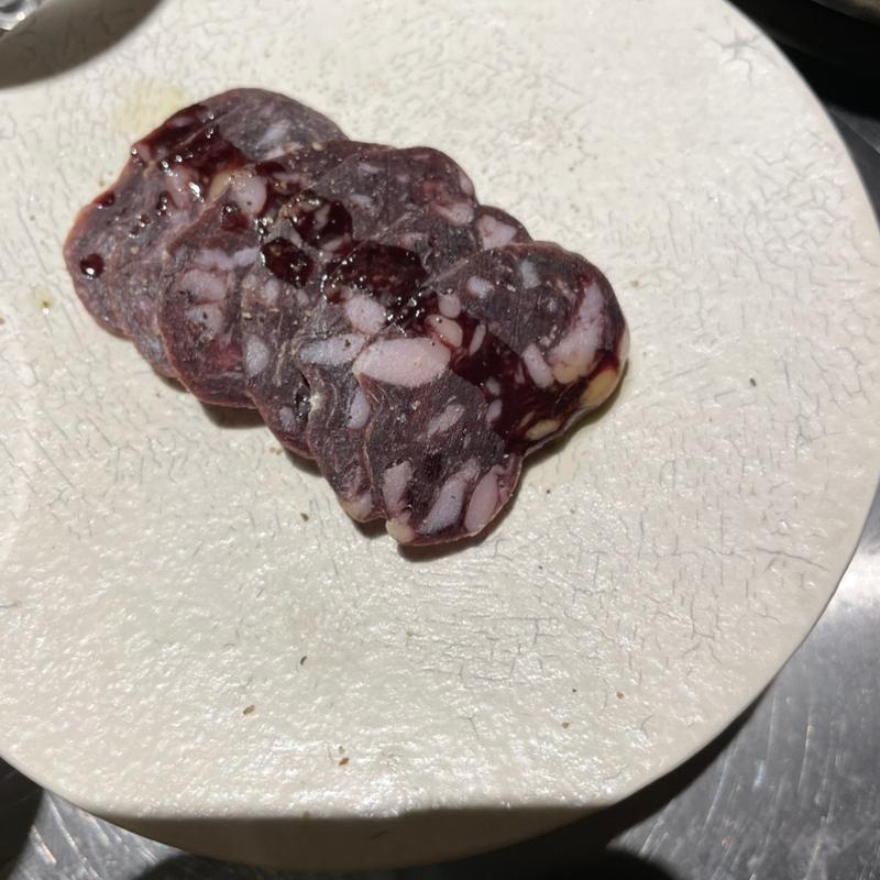 鹿のサラミ(PRÈS)