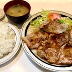 生姜焼き定食