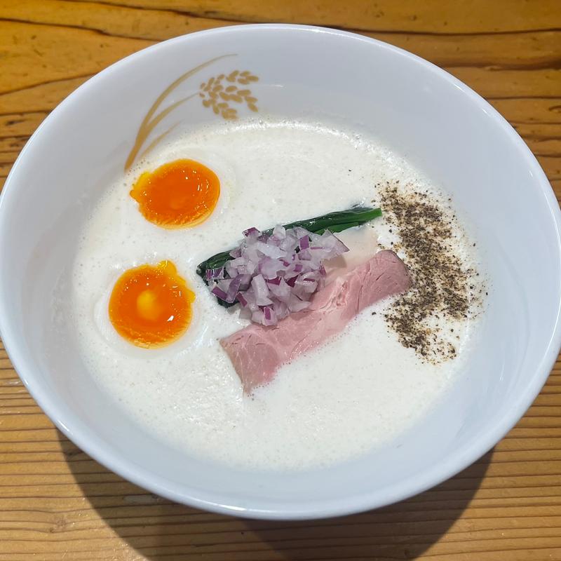 味玉のせ三河赤鶏泡白湯らーめん(麦の道すぐれ)