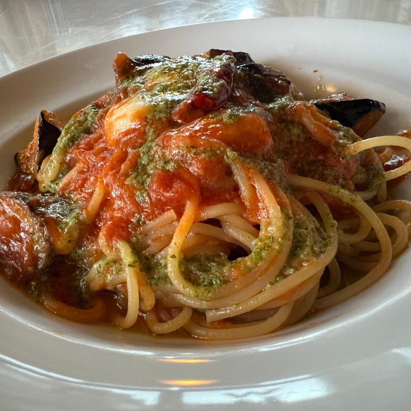 茄子とモッツァレラチーズのスパゲッティ シチリアーナ(The R.C.ARMS)