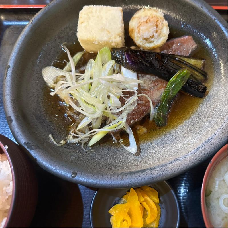 煮魚定食(海鮮食飲市場 マルカミ食堂 みなとみらい)