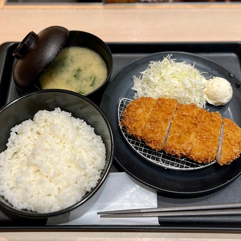 特朝ロースかつ定食(松のや すすきの店)