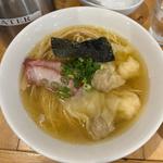 特製ワンタン麺ハーフ（白だし）(支那そば大和)