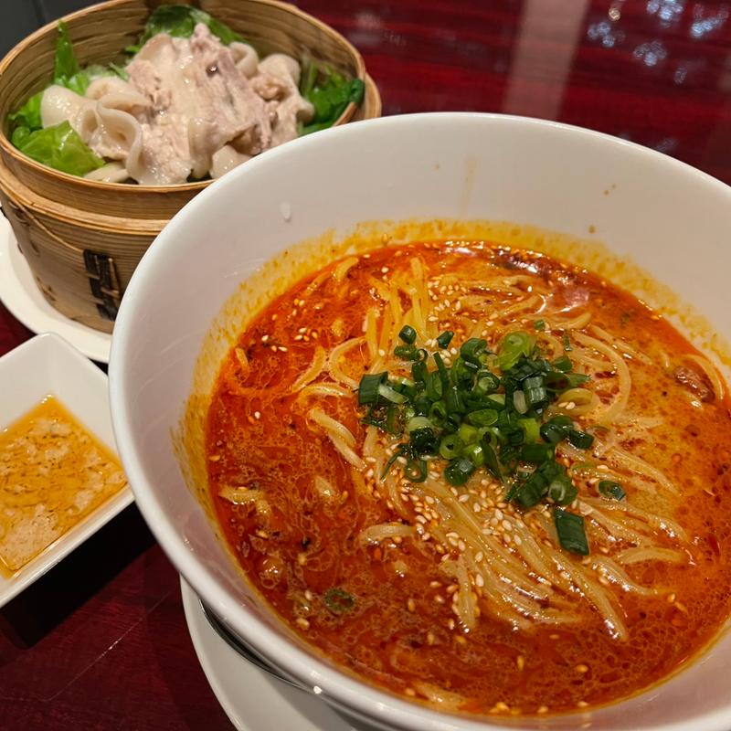 四万十ポークの担々麺(過門香 赤坂溜池山王店)