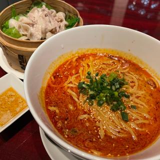 四万十ポークの担々麺(過門香 赤坂溜池山王店)