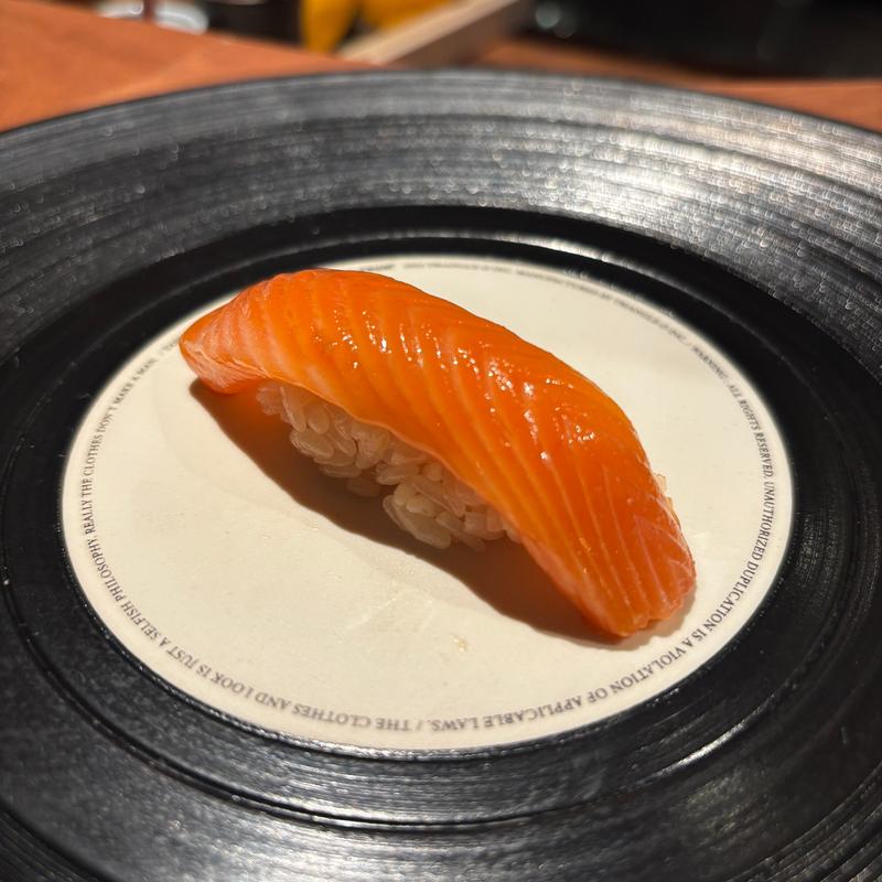 サクラマス(Sushi Bar Mugen ∞)