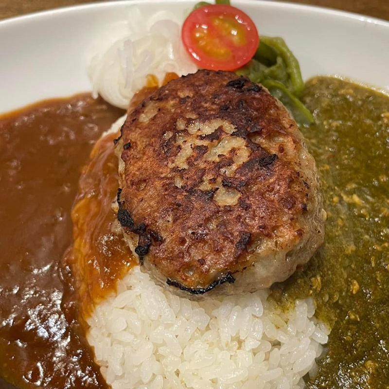 ハンバーグのニ種カレー(若草カレー本舗 )