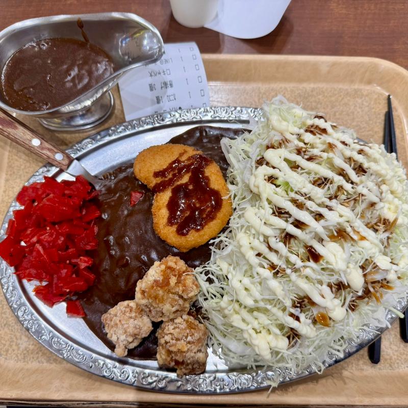 ゴーゴーカレー特大＋唐揚げ＋カニコロ(ゴーゴーカレー Pasar羽生スタジアム)