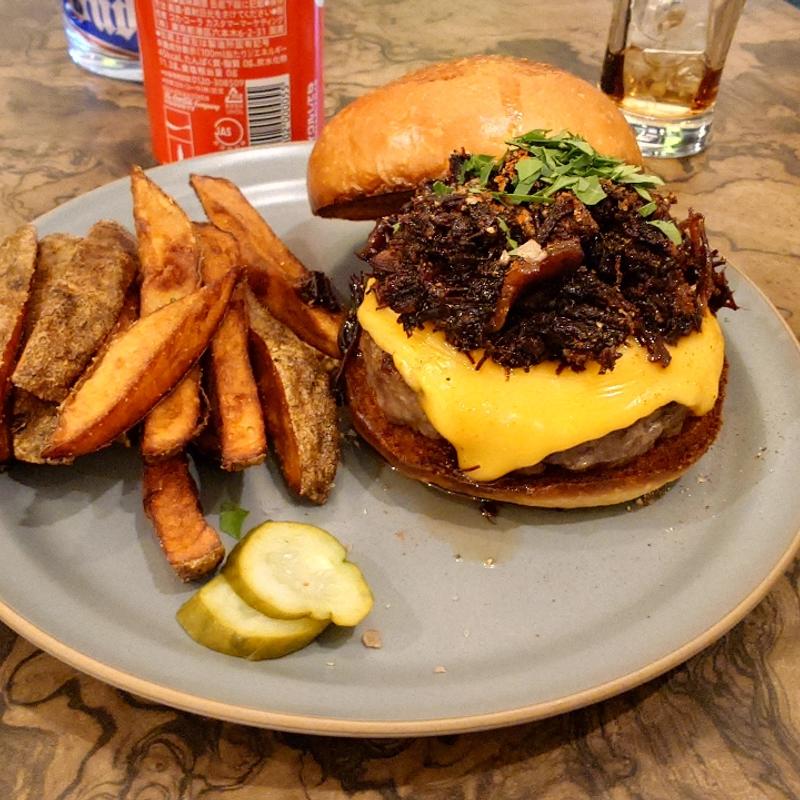 ルートビアベーコンジャムチーズバーガー(Chillmatic チルマティック)