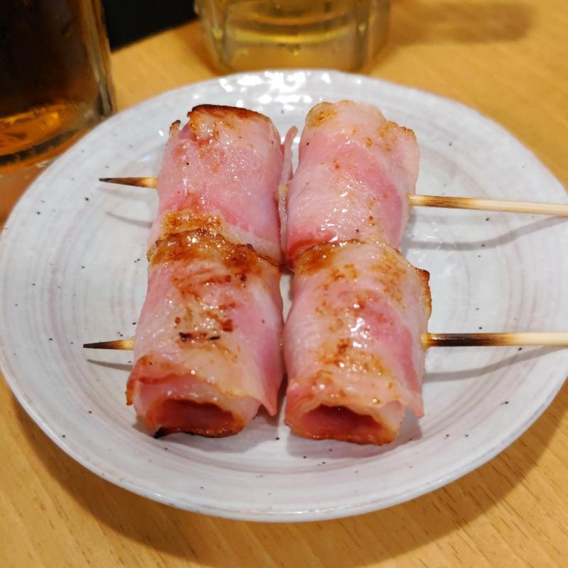 トマトベーコン串(もつ焼き串焼き 肉の佐藤 横浜西口店)