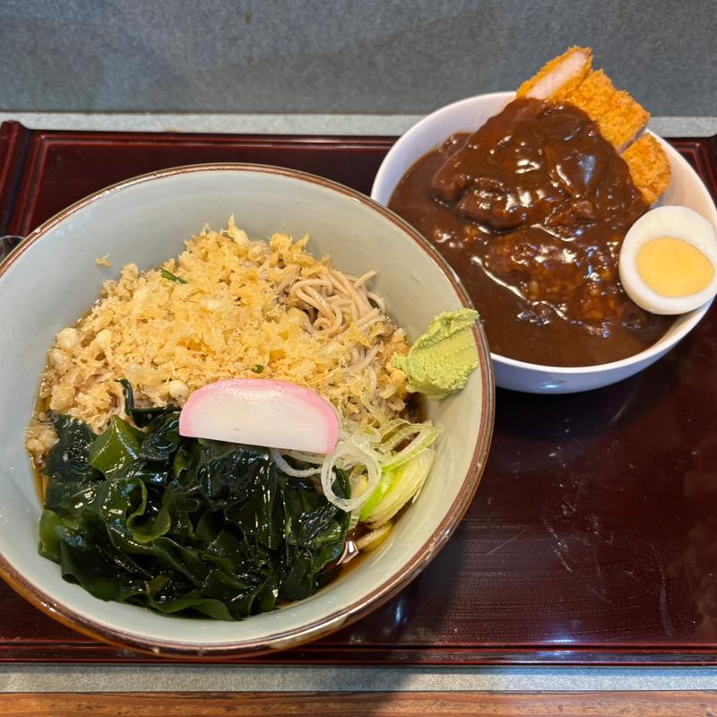 サービス定食（冷したぬきそば+カツカレー）(そばうどん 文殊 浅草橋店)