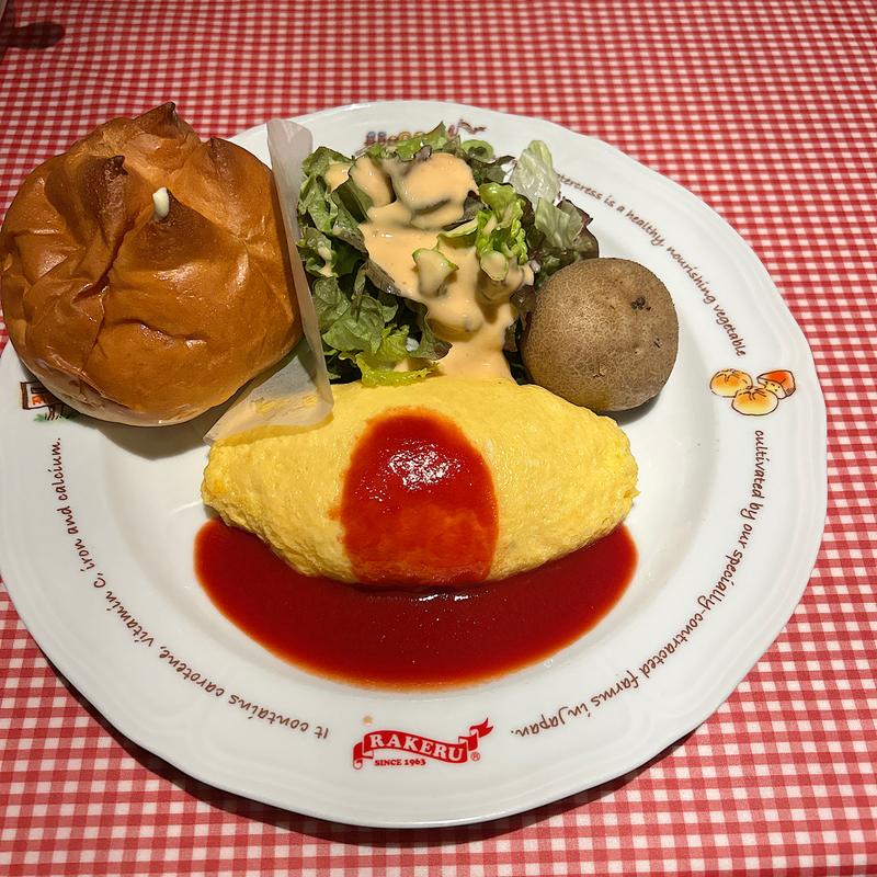 KU KUモッツァレラチーズオムライス(ラケル 大宮店)