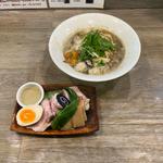 濃厚牡蠣煮干ラーメン(限定)