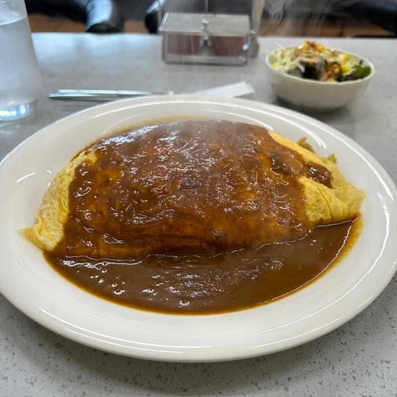 チーズinオムライスカレー(カレーハウス WAVE)