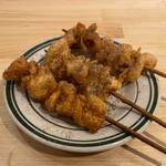旨塩鶏皮串（3本）(大衆酒場2.0とぽす エキュートエディション横浜)