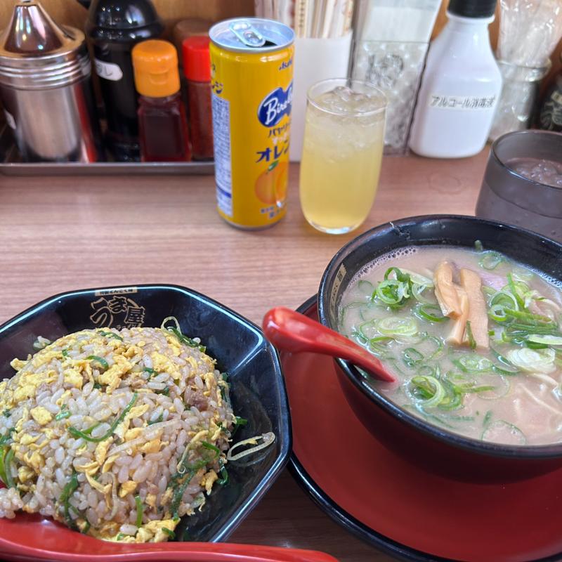 ハーフセット(豚旨うま屋ラーメン一宮店)