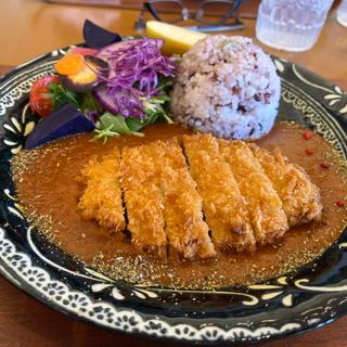 カツカレー(Curryon万葉文化館店)