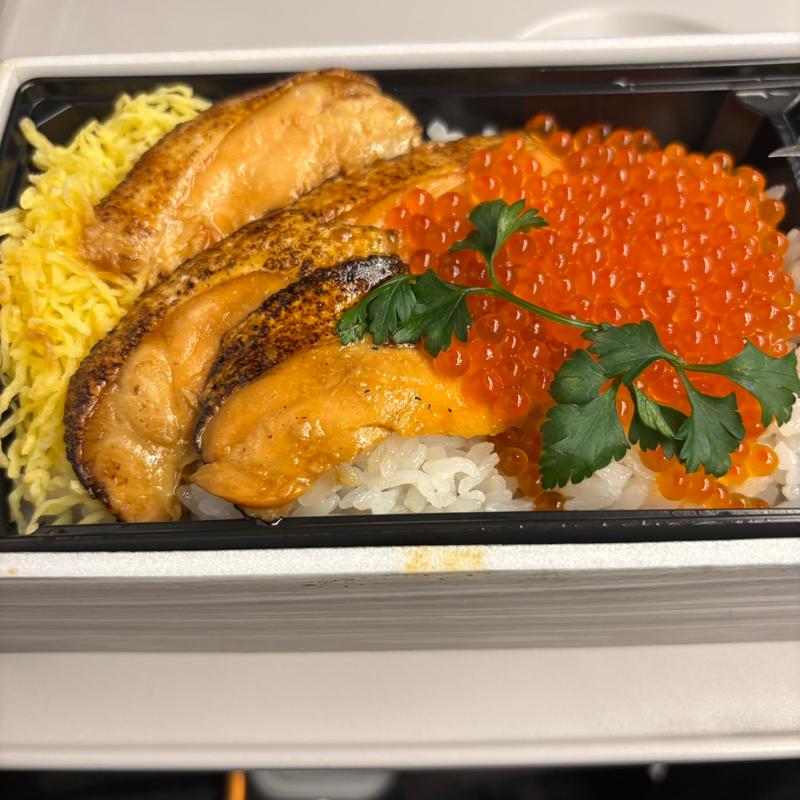 (eashion 東京グランスタ店)