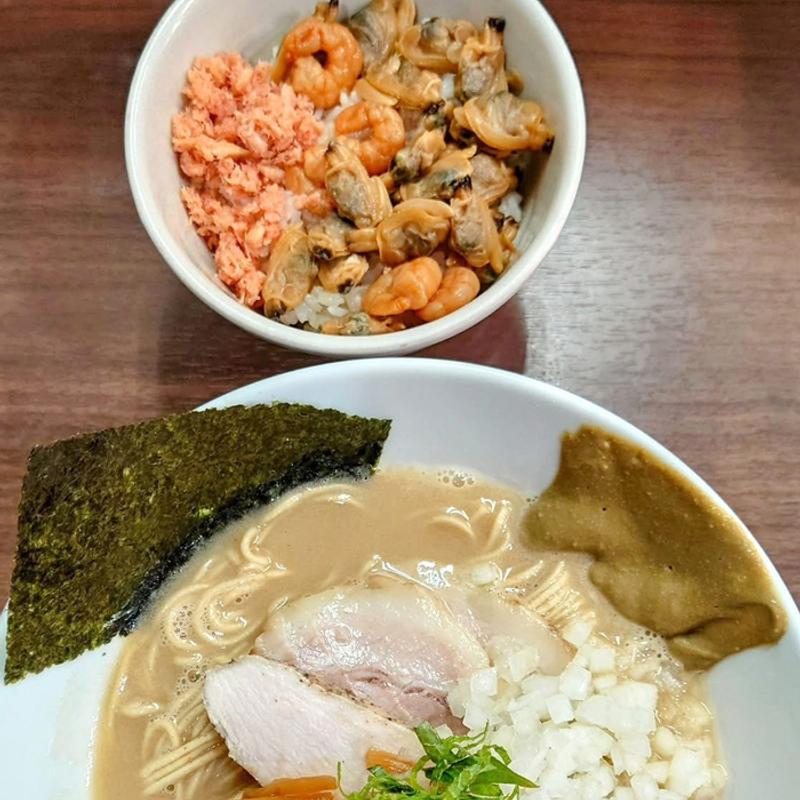 海老アサリ鮭のご飯(煮干し中華そば 山形屋)