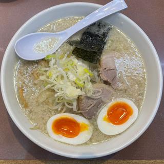 ハッスル塩ラーメン(ハッスルラーメンホンマ 錦糸町店)