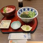 黒瀬ぶり丼と花巻風そば