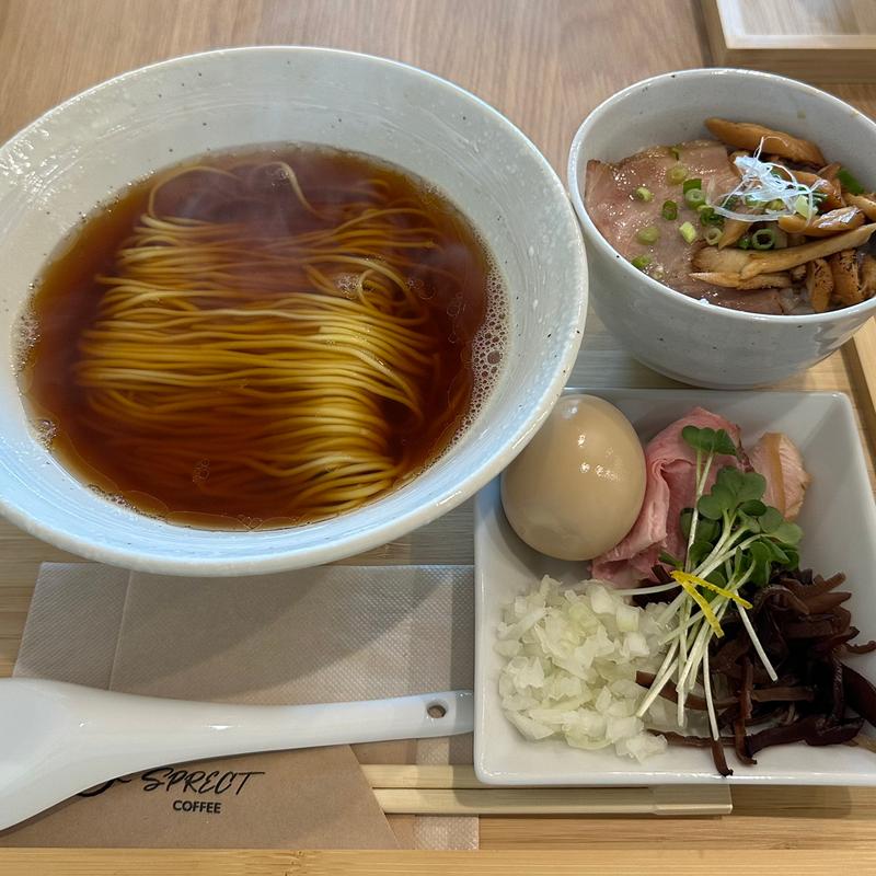特選醤油らーめん(SPRECT COFFEE)