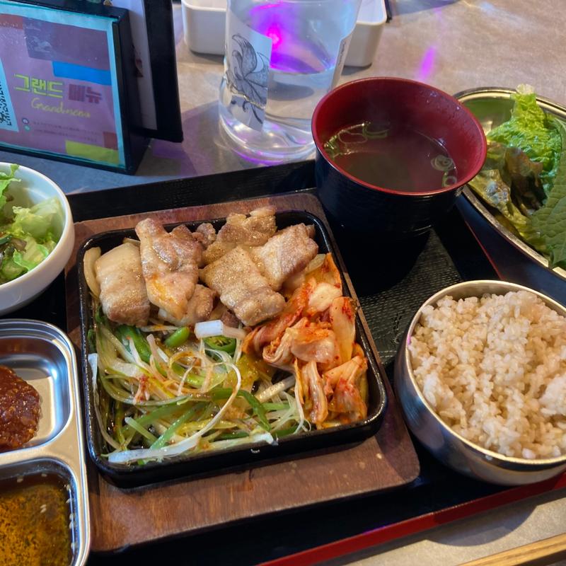 サムギョプサル定食(ヒョンチャンプルコギ 池袋サンシャイン60通り店)