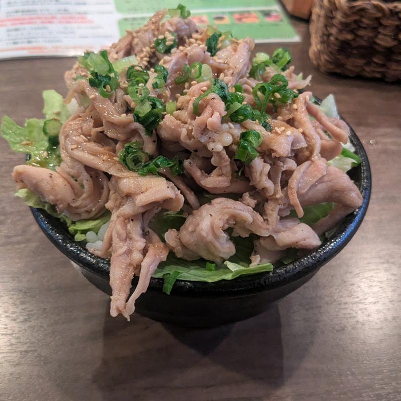 セセリ丼 特盛 ご飯大盛り(肉バル×アヒージョ Trim 北浦和店)