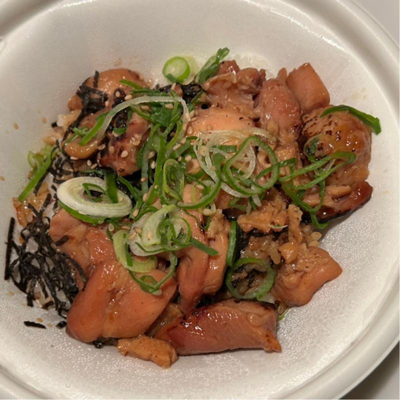 炭火やきとり丼  並盛(すき家 307号枚方津田西店 )