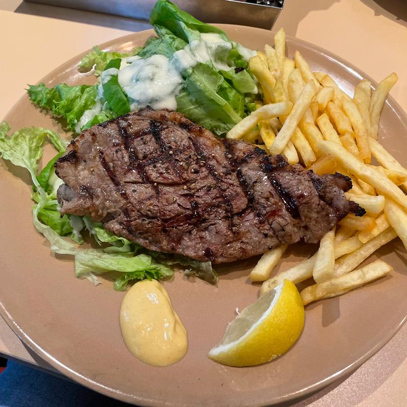 ステーキフリット(GARDEN HOUSE Shinjuku （ガーデンハウス シンジュク）)