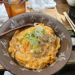 かすとじ丼(焼肉ホルモン 龍の巣 梅田ハナレ)