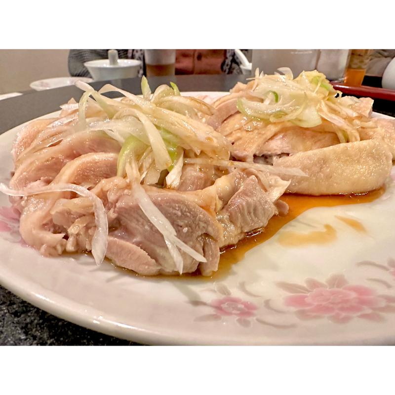 蒸し鶏(中国料理 恵宝)
