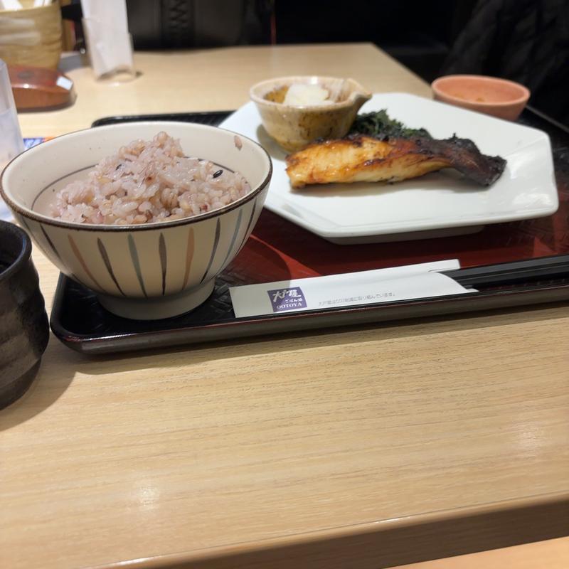 (大戸屋 ポーラ名古屋ビル店)