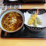 かけ蕎麦天ぷら(手打そば 大師茶屋)