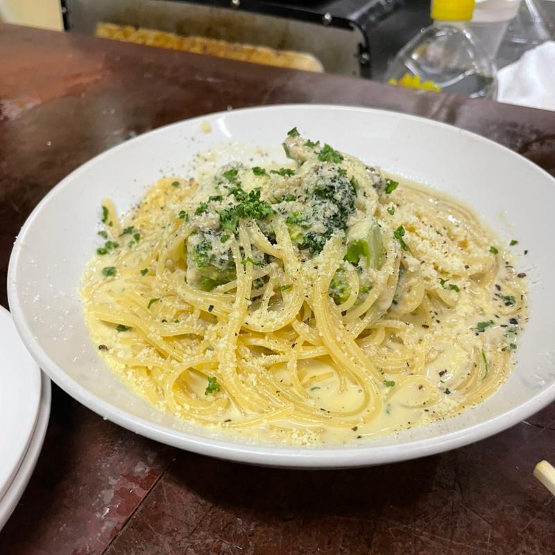 カニとブロッコリーのカニみそクリームパスタ(裏ヒロヤ （裏HIROYA）)