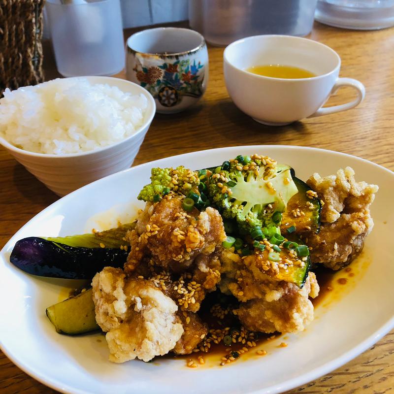 鶏唐揚げのガーリックソース(家常菜 博朱)