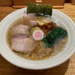 塩ラーメン(長岡食堂 横浜西口店)