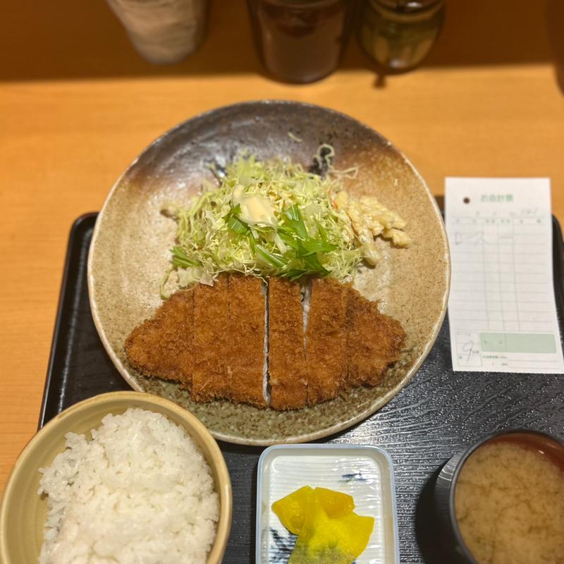 ロースかつ定食(旬菜　くろ川 )