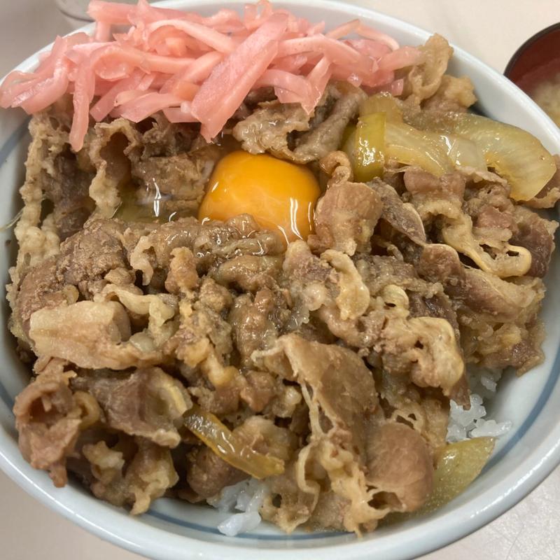 牛丼並・玉子・味噌汁(牛丼専門サンボ （さんぼ）)