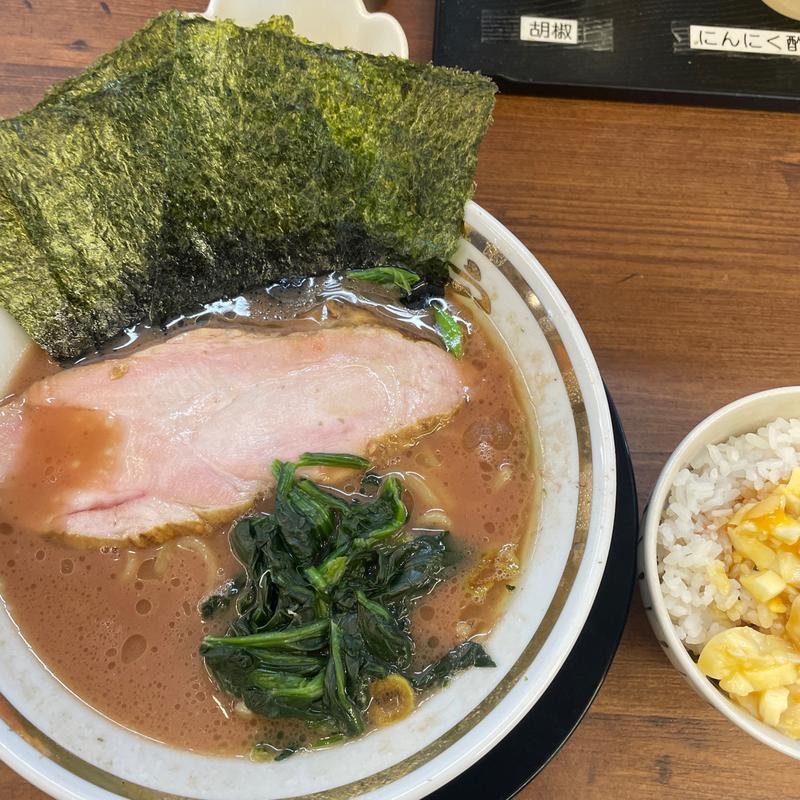 ラーメン並(家系ラーメン王道家直伝との丸家 成東店)