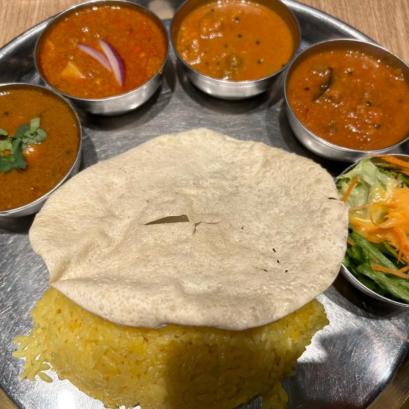 カレー4種(エリックサウス 虎ノ門ヒルズ店)