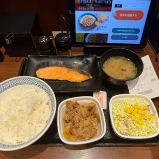 焼魚牛小鉢定食(吉野家 浅草駅前店)