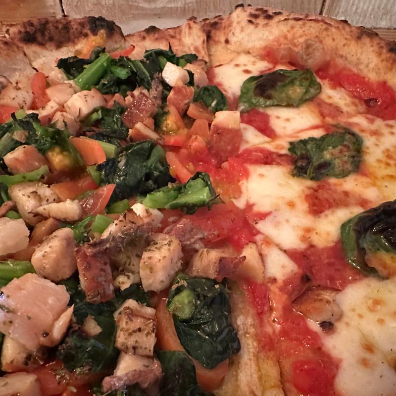 福岡産菜花と燻製メカジキ(トゥットベーネ)