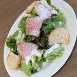 シーザーサラダ(サロン卵と私 アトレ川崎店)