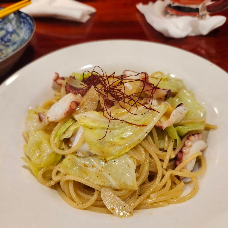 タコとキャベツのパスタ(串カツ酒場 ごんぞう)